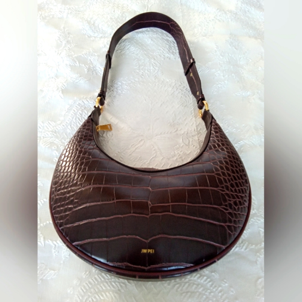JW PEI | Carly Saddle Bag - Picture 12 of 14